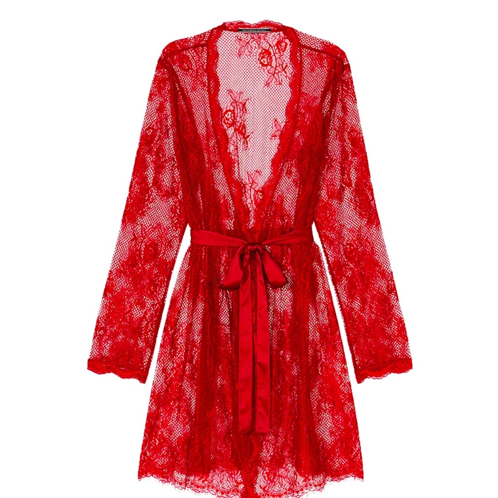 Lace Chantilly Robe